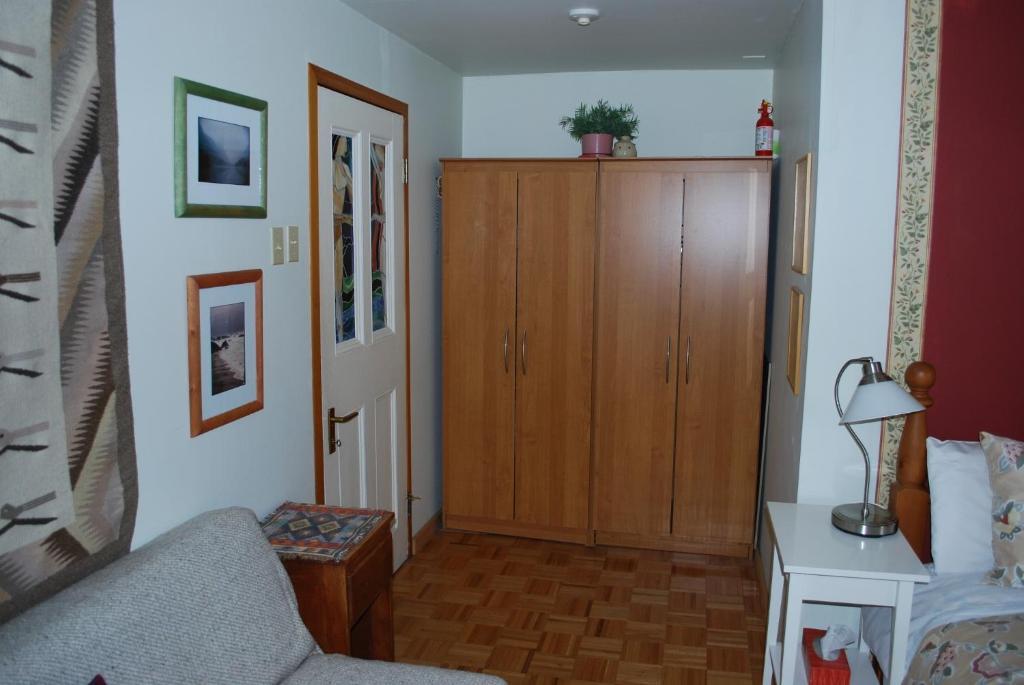 B&B Pinorama Sutton Rum bild