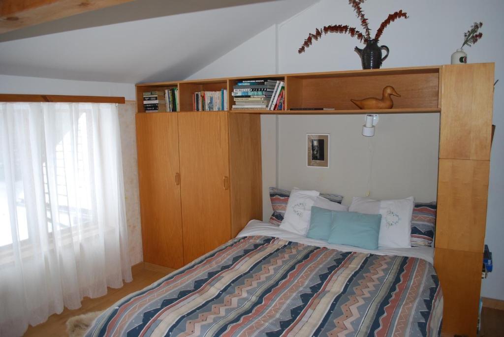 B&B Pinorama Sutton Rum bild